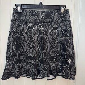 Stylish Black and Gray Snake Print athletic Skirt women’s XS Jofit #74